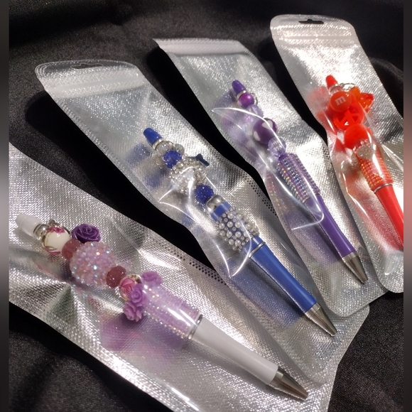 Handmade Refillable Bling Pens - Picture 8 of 8